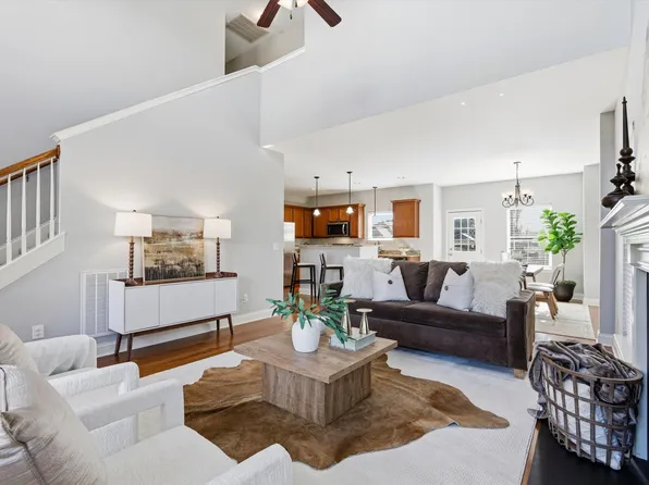 7628 Kemberton Dr E, Nolensville, TN 37135
