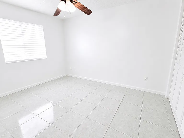 15773 SW 74th St — Photo 8