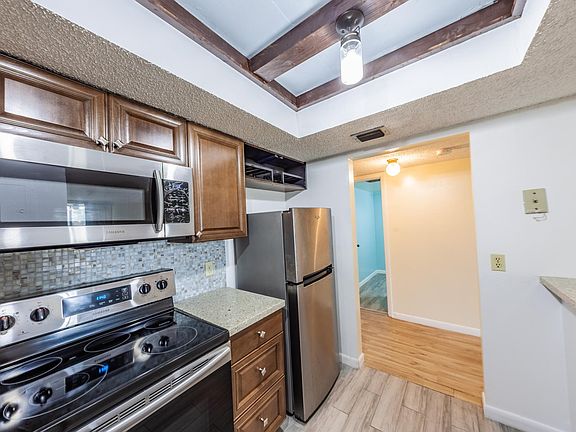 3rd image of 5570 NW 44th St APT 108A