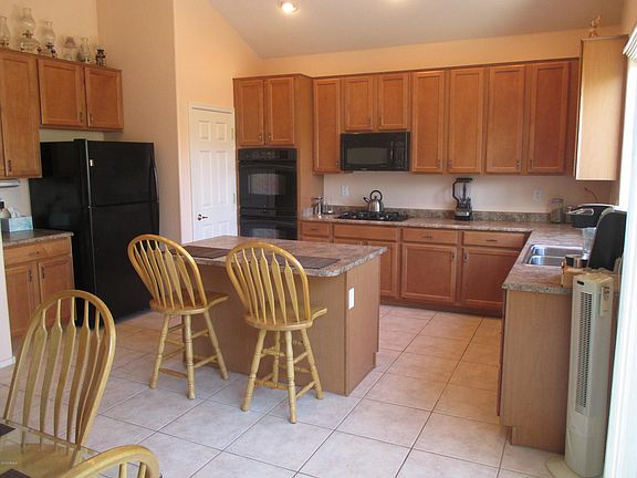 3rd image of 3130 W Espartero Way