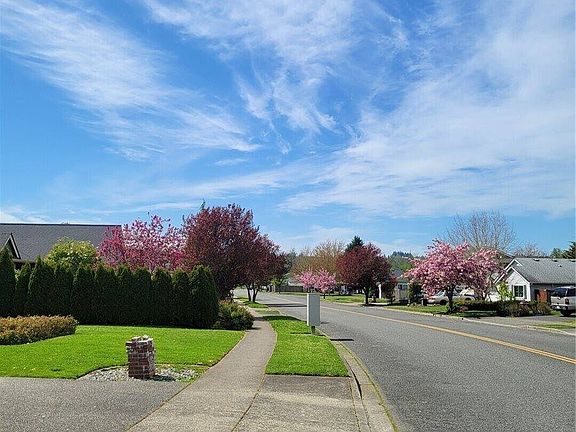 5th image of 506 Skinner Way SW