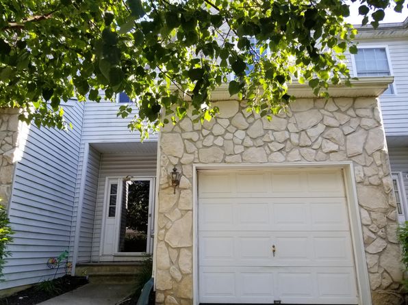 13 James Barton Blvd