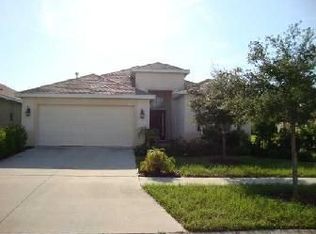 5207 Clover Mist Dr, Apollo Beach, FL 33572