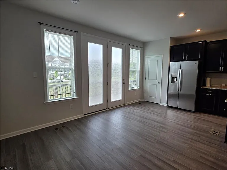 412 Bulkhead Pl — Photo 7