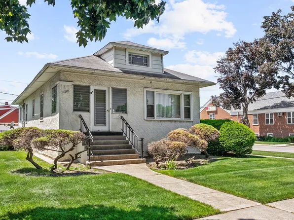 1218 N 18th Ave, Melrose Park, IL 60160