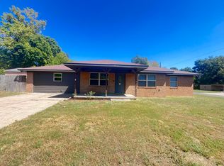 800 N Hamlett St, Athens, TX 75751