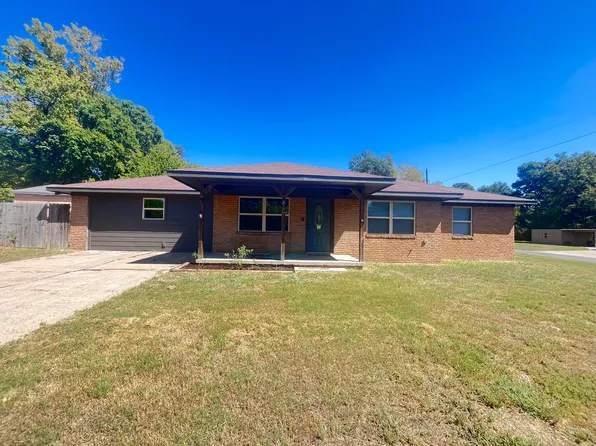 800 N Hamlett St, Athens, TX 75751