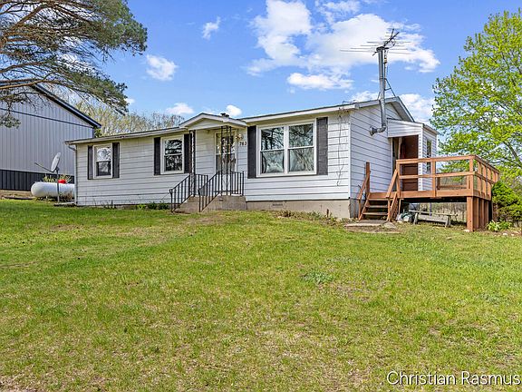 3rd image of 763 N Grow Rd