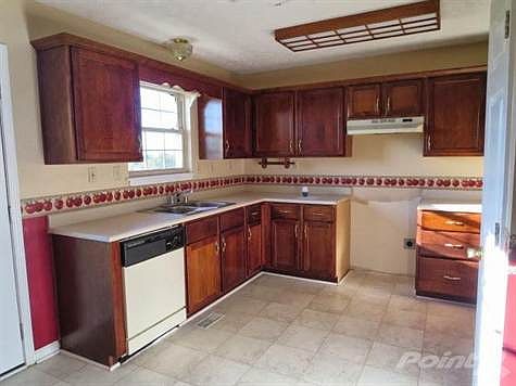 4th image of 2172 Todd Ln
