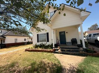 514 S Clark St, Hinton, OK 73047