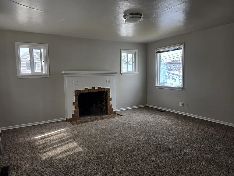 4894 Beacon Ave S — Photo 13