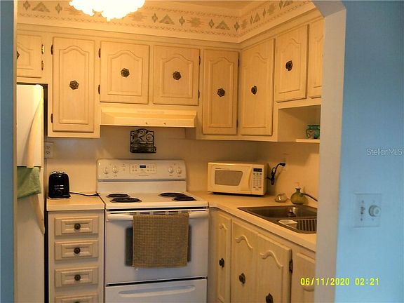 4th image of 11823 Carissa Ln #15B