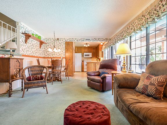 5th image of 1131 S Peregrine Pl