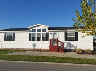6255 Diana Way, Fenton, MI