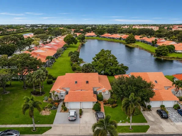 5591 Royal Lake Cir, Boynton Beach, FL 33437