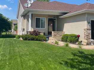 2445 Queen Ave, Shakopee, MN 55379