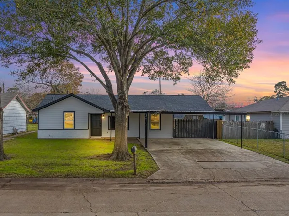 722 Tobe Street, Channelview, TX 77530