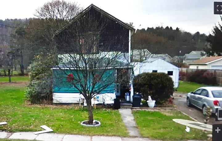63 Seneca St photo 1
