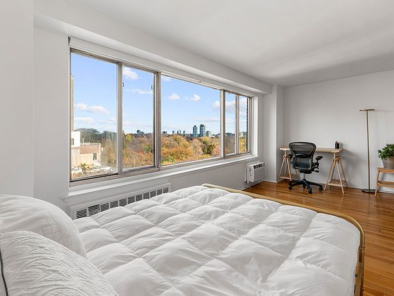 4th image of 400 Central Park W APT 10S