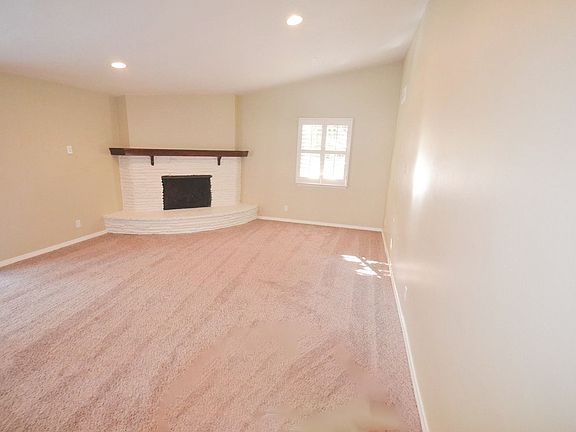 5th image of 16614 Sunburst St