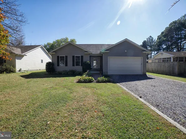 130 Walnut St, Ridgely, MD 21660