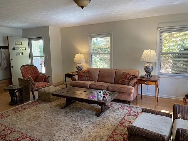 2 W Crabapple Ln — Photo 8