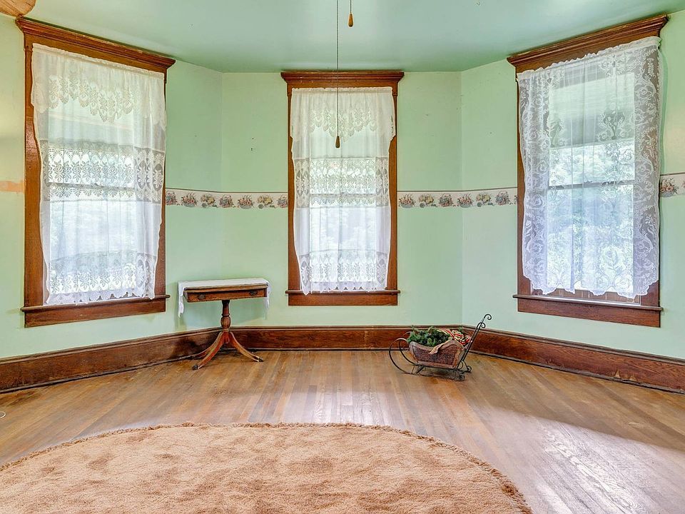 22nd image of this home