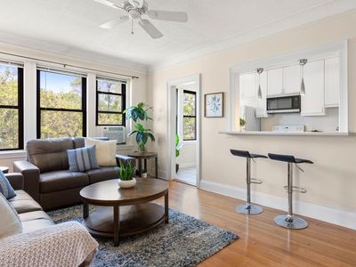145 Englewood Ave APT 36, Brighton, MA, 02135