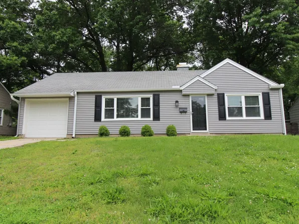 2504 W 76th St, Prairie Village, KS 66208