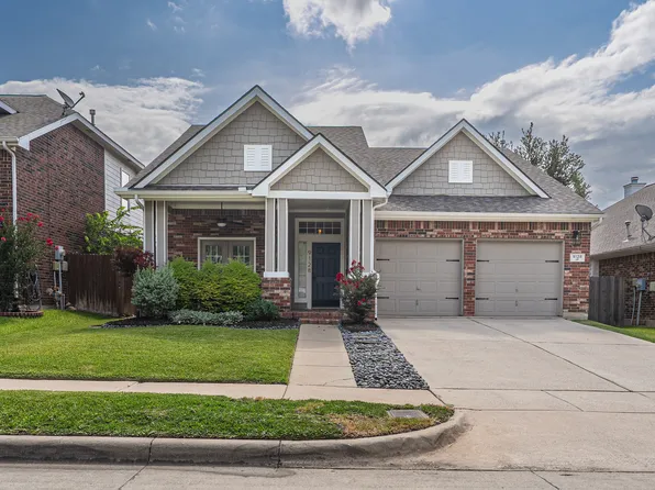 9128 Peace St, Fort Worth, TX 76244