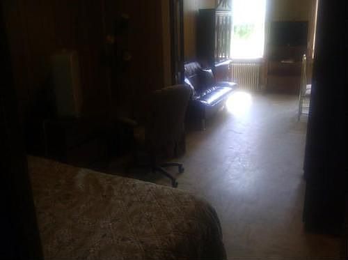 2nd image of 5707 6th Ave
