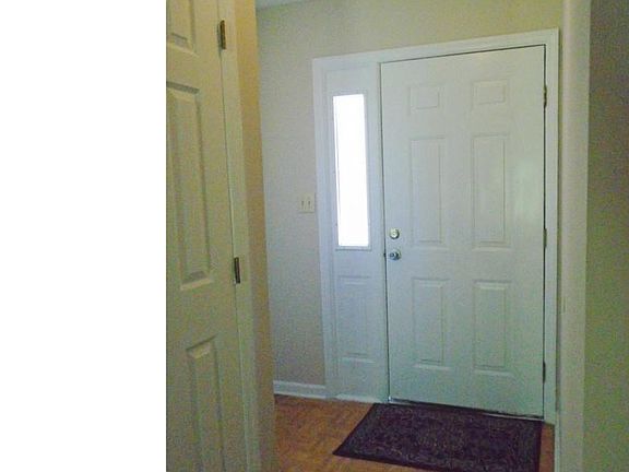 Foyer with Coat Closet
