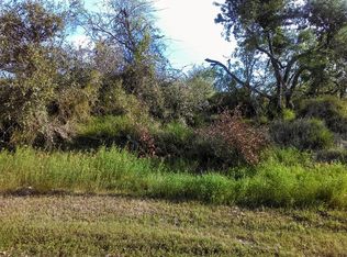 25 W Red Oak Ln, Rockport, TX 78382