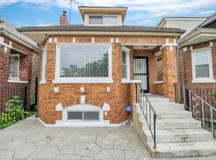 2009 W 71st St, Chicago, IL 60636