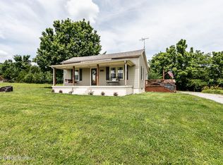 444 Gandertown Rd, Loretto, KY 40037
