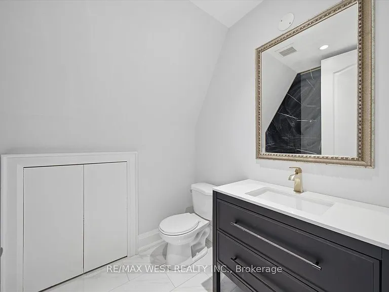 50 Rotherham Ave — Photo 19