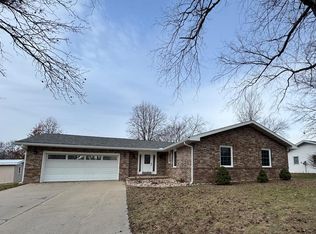 2203 Crestline Dr, Kirksville, MO 63501