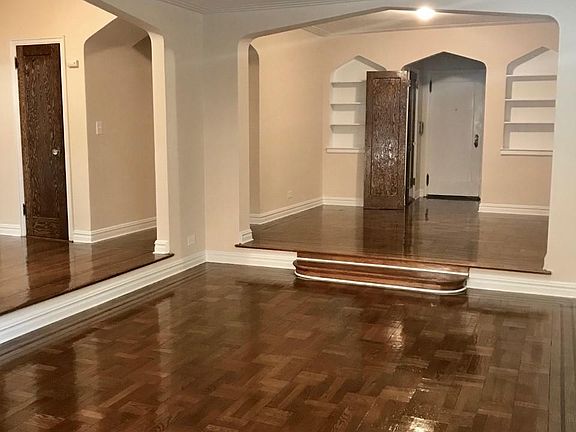 2nd image of 33 Loudoun St APT 1H