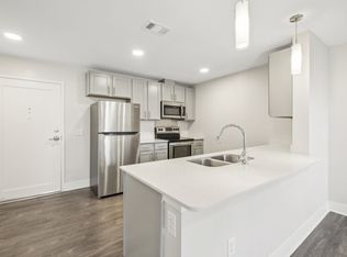 1324 Xanadu St APT 220, Aurora, CO 80011