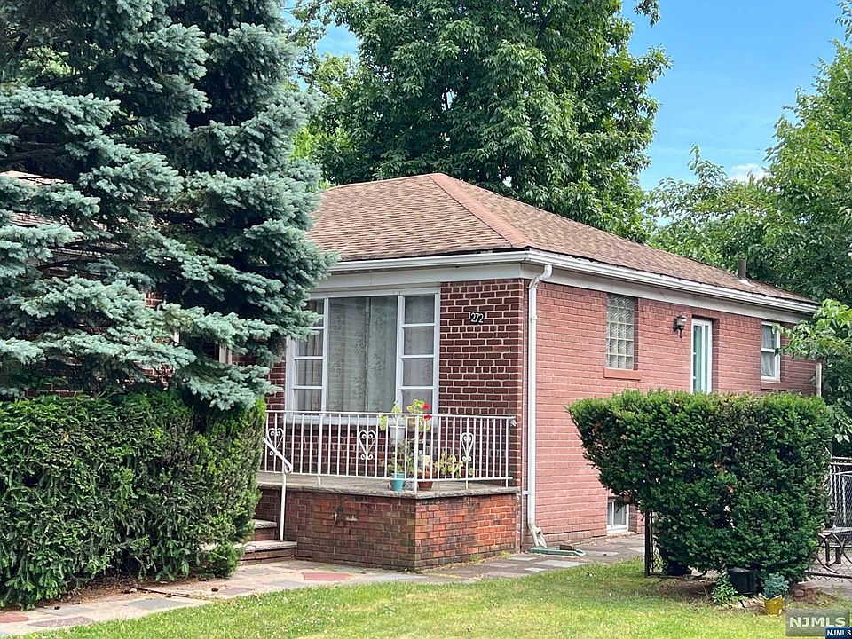 1st image of 272 Westview Ave
