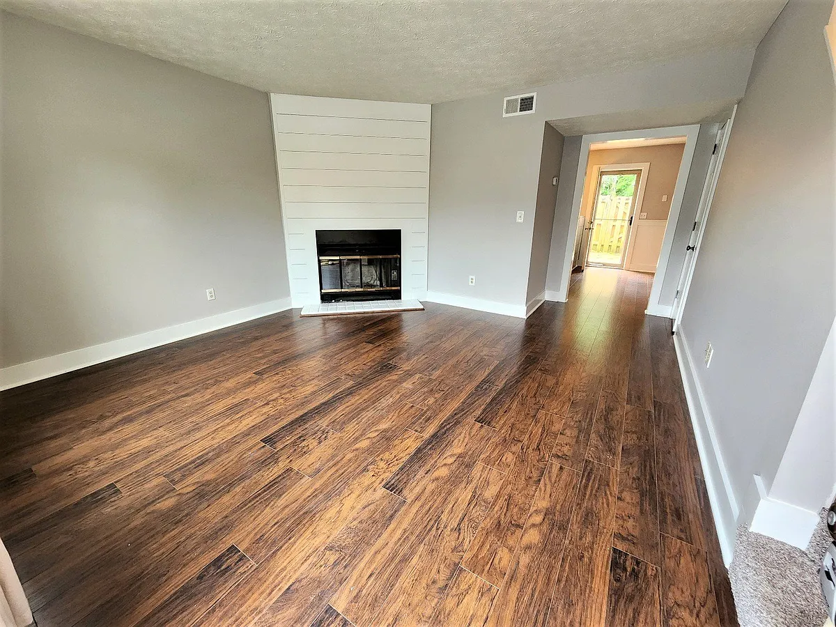 Building Photo - 141 Thistle Ln