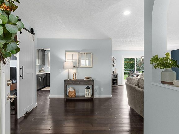 5th image of 3405 Nirri Ln