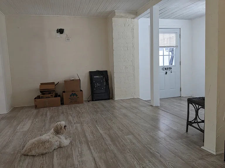 603A Ermine St #A — Photo 2