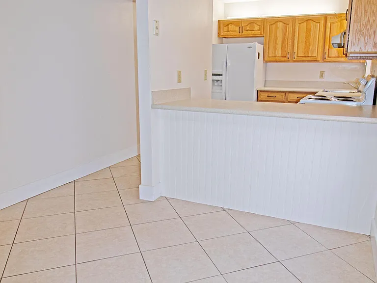 8883 SE Hobe Ridge Ave — Photo 12