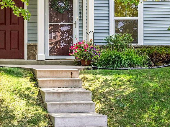 4th image of 3117 Clover Ridge Dr