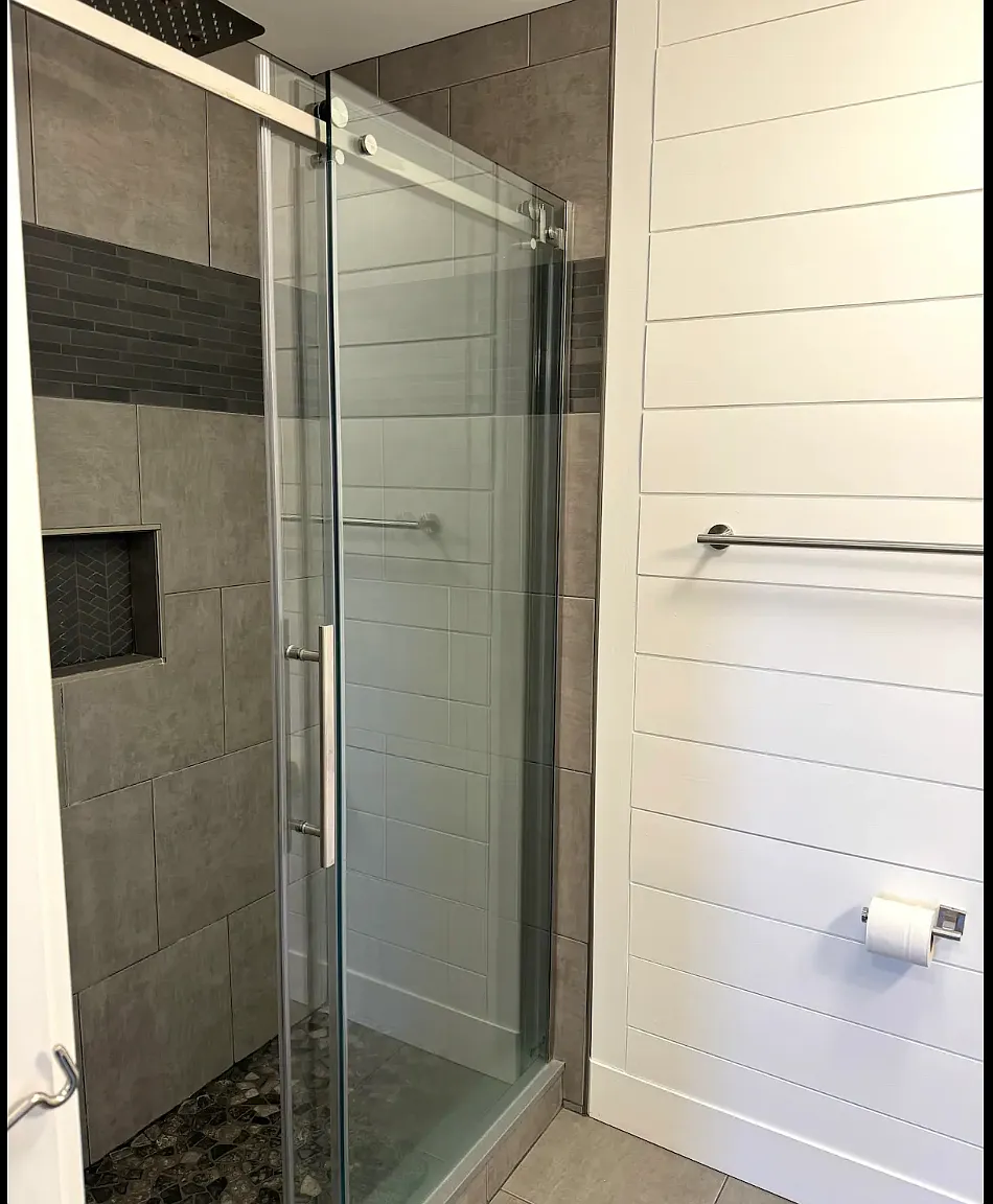 3 bed, 1400 sqft, $2,200 — Photo 4