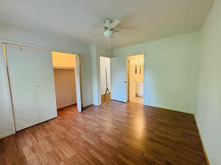360 Shenandoah Cir — Photo 5