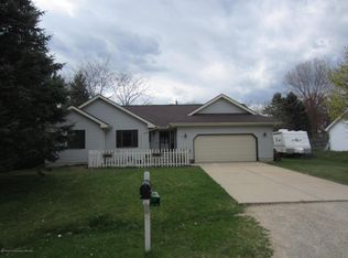 203 Kerry St, Eaton Rapids, MI 48827