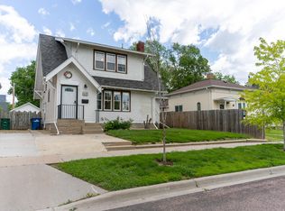 618 W 2nd Ave, Mitchell, SD 57301