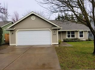 1914 Prune St, Medford, OR 97501